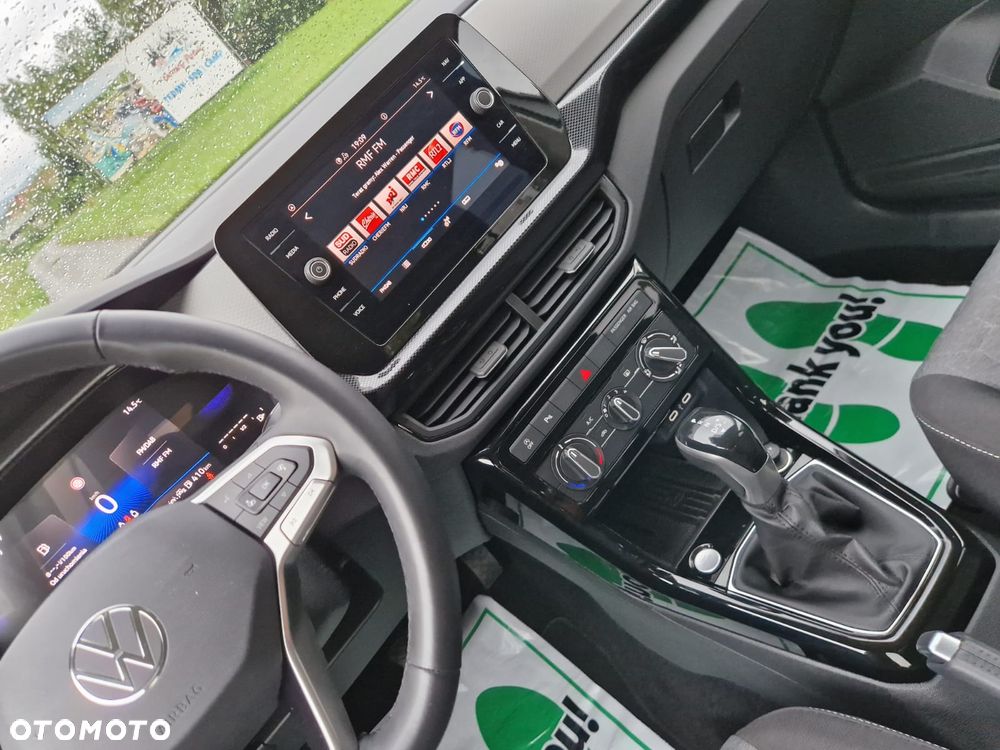 Volkswagen T-Cross - 16