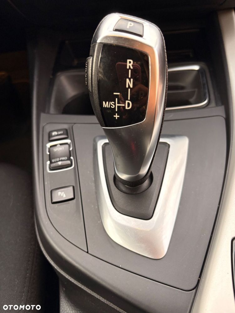 BMW Seria 1 116d Sport Line - 13