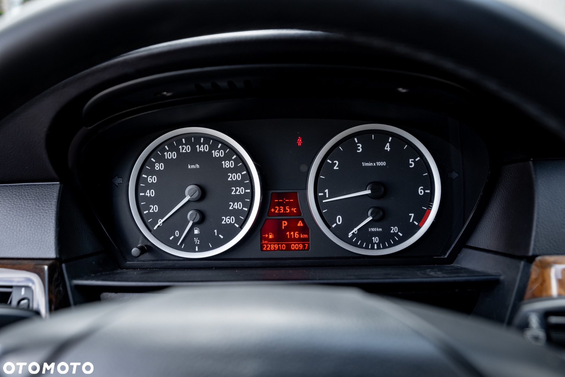 BMW Seria 5 - 26