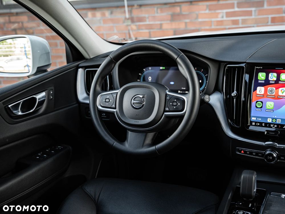 Volvo XC 60 B4 D Geartronic Momentum Pro - 31
