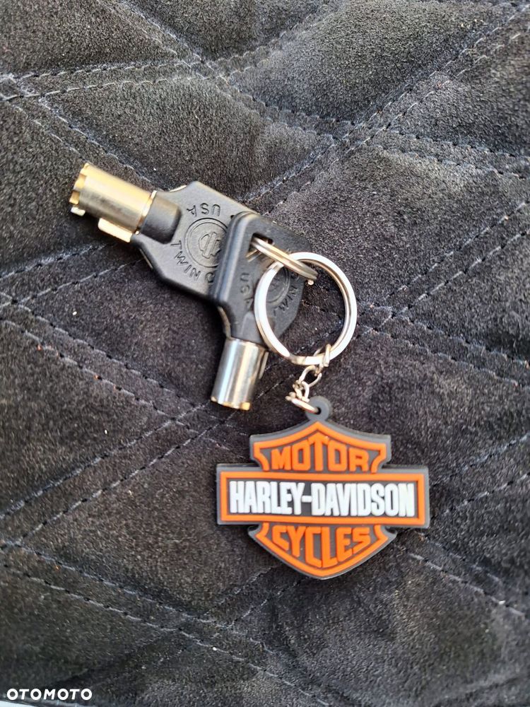 Harley-Davidson Softail Fat Boy - 24