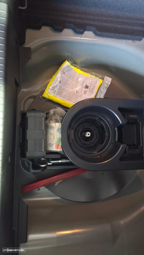 Opel Corsa 1.2 T Hybrid EdCT - 36