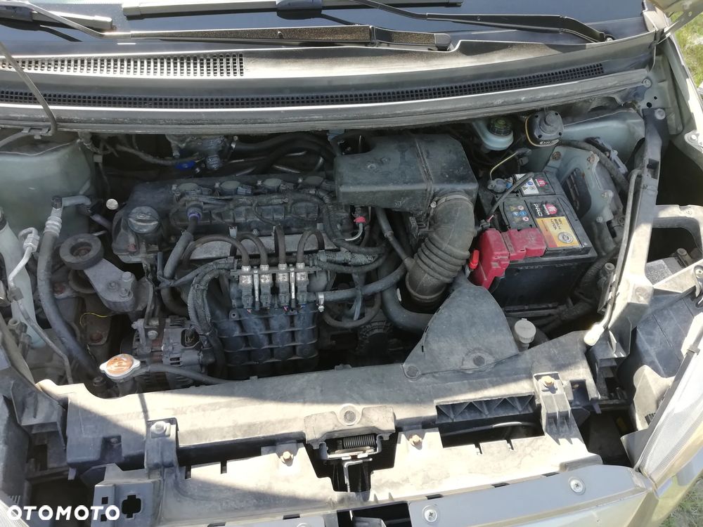 Mitsubishi Colt - 7