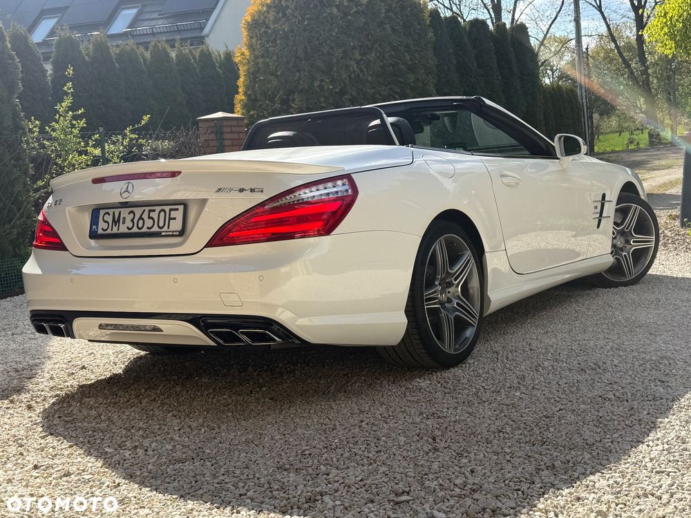 Mercedes-Benz SL 63 AMG - 7