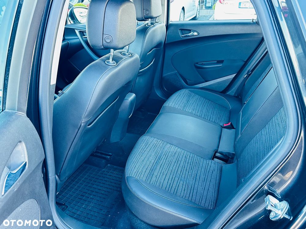 Opel Astra - 11