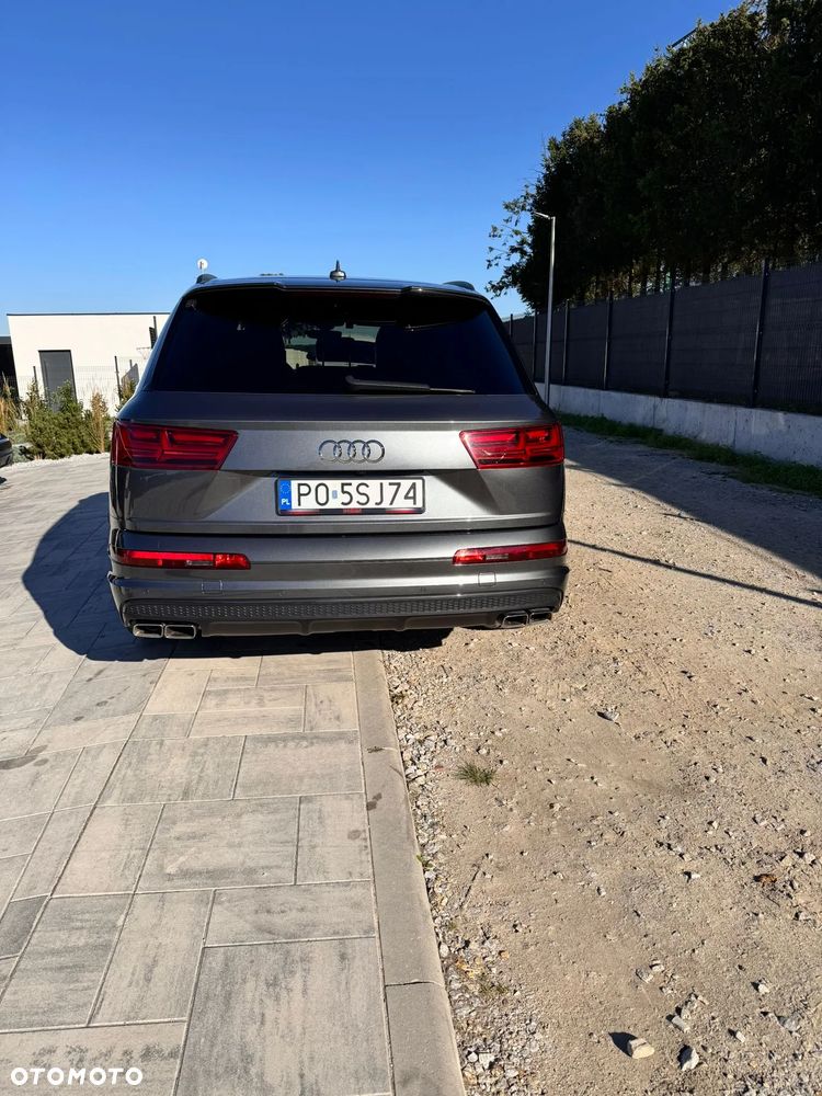 Audi SQ7 - 13