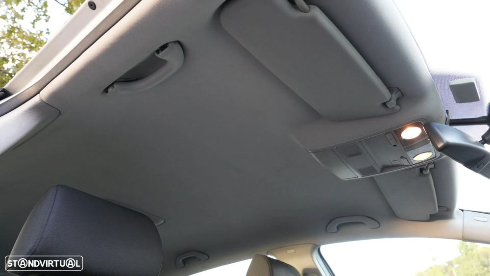 VW Golf 1.9 TDi 6V Trendline AC - 22