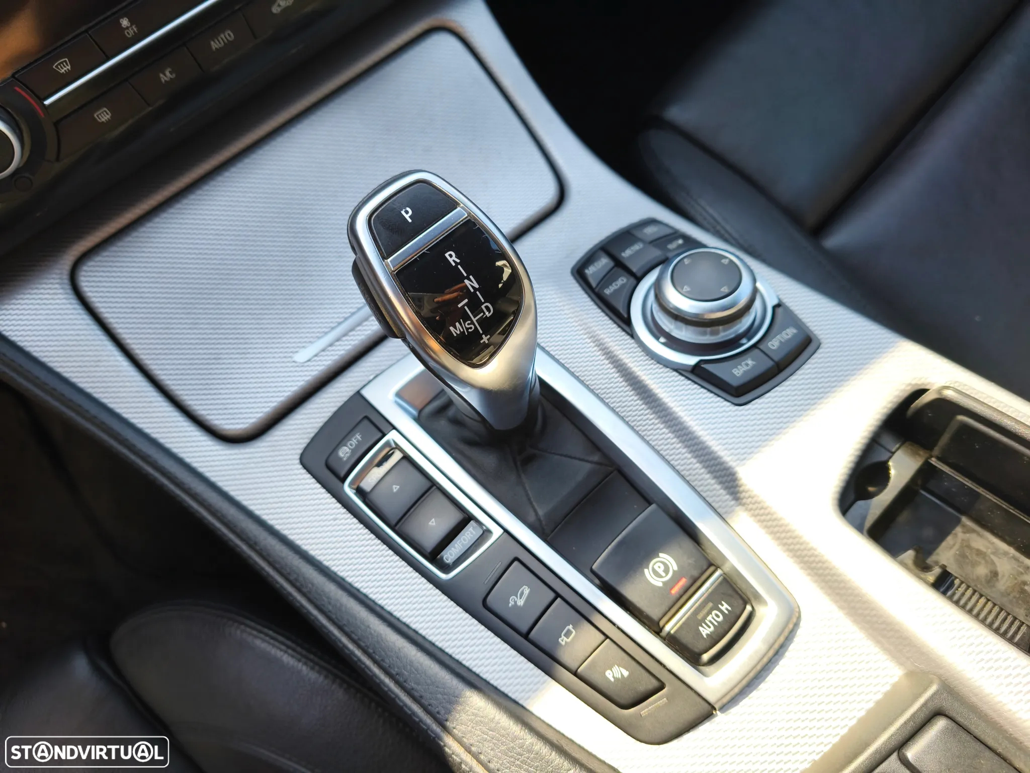 BMW 525 d xDrive Pack M Auto - 29