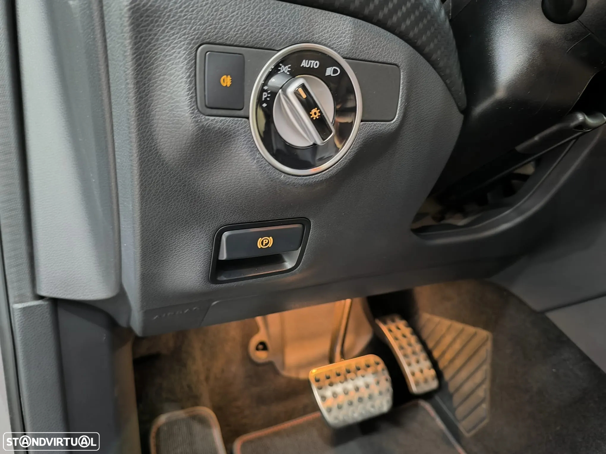 Mercedes-Benz A 220 CDI (BlueEFFICIENCY) 7G-DCT AMG Sport - 40