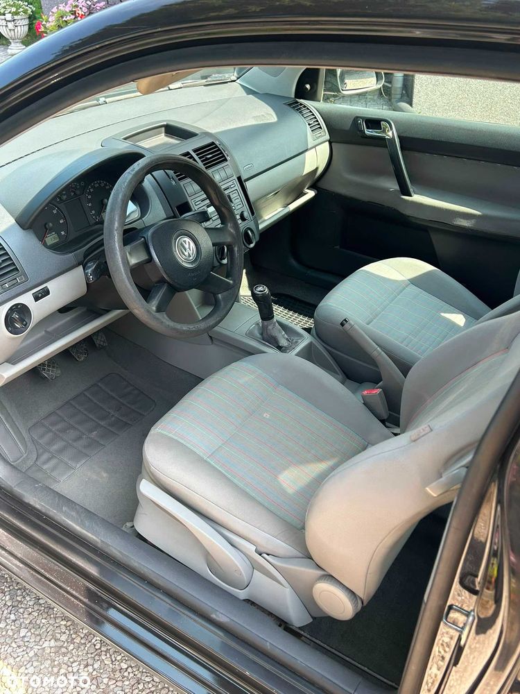 Volkswagen Polo 2005 photo 4