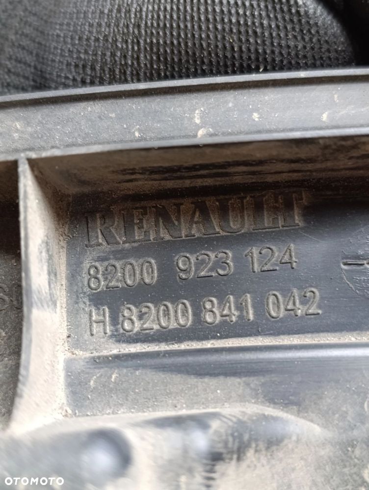 Scenic III rezonator 1,4TCe Renault 8200 923 124, H 8200 841 042 - 4