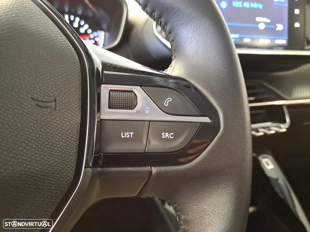 Peugeot 208 1.2 PureTech Active Pack - 17