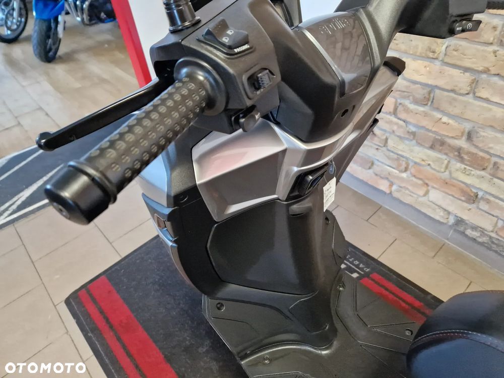 Aprilia SX - 15