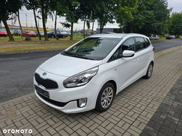 Kia Carens 1.7 CRDi 115 UEFA EURO 2016