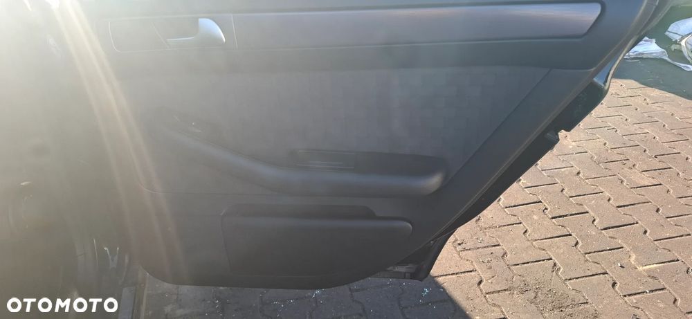 Audi A6 C5 2,0 ALT kombi na części - 5