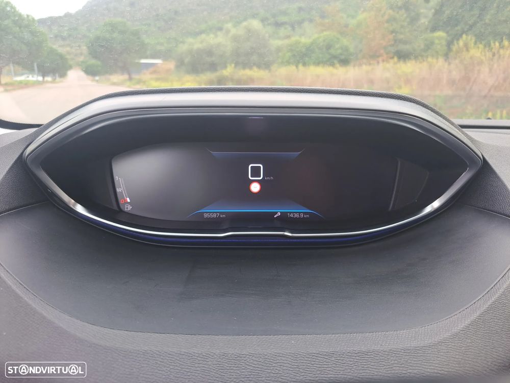 Peugeot 3008 1.5 BlueHDi Active Pack - 22