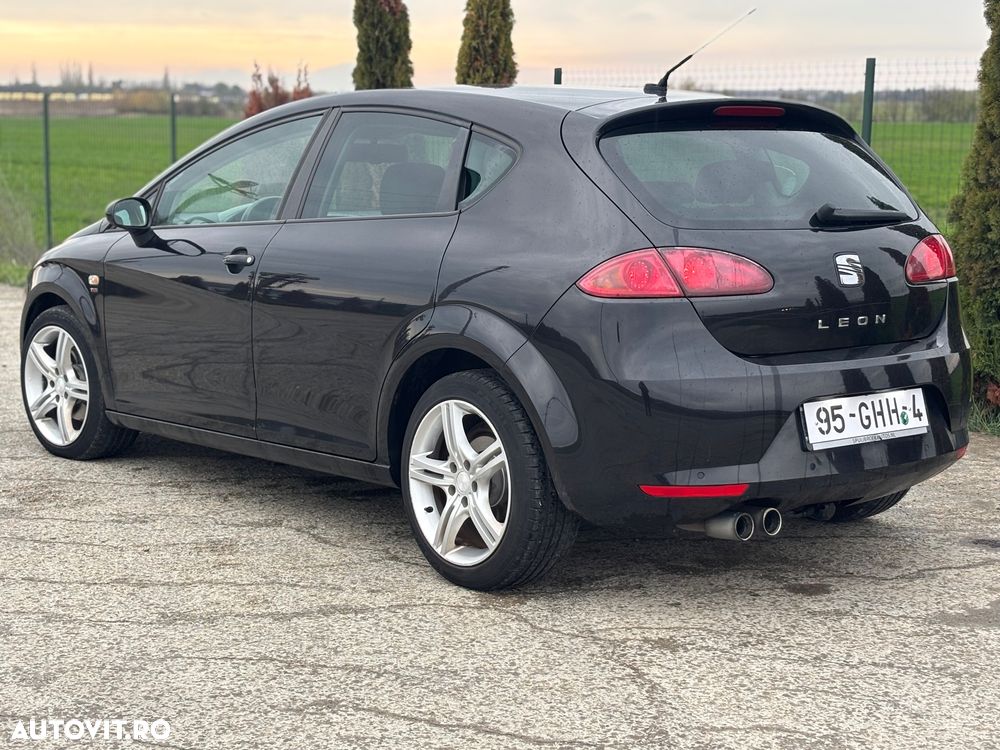 Seat Leon 2.0 TDI DPF Stylance - 3