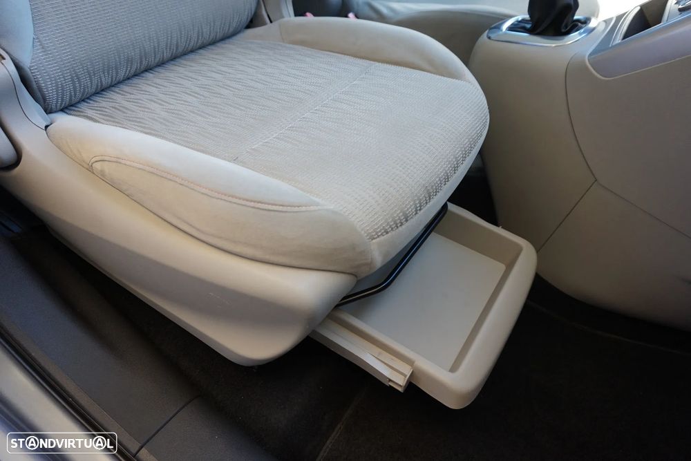 Citroën C3 Picasso 1.6 HDi Exclusive Airdream - 47