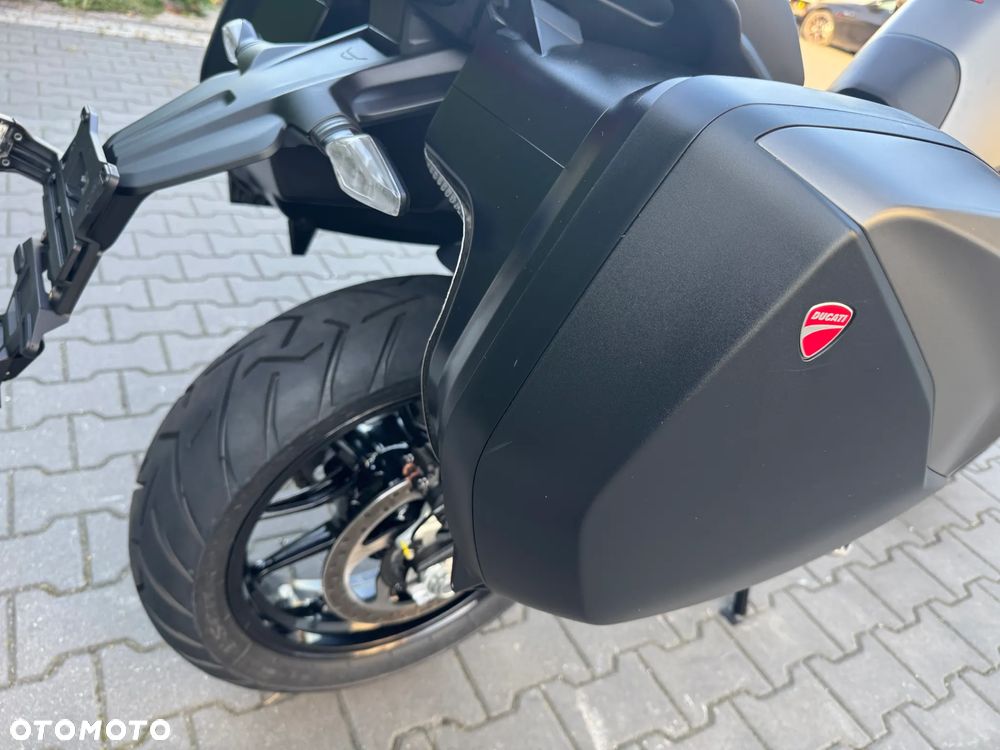 Ducati Multistrada - 25