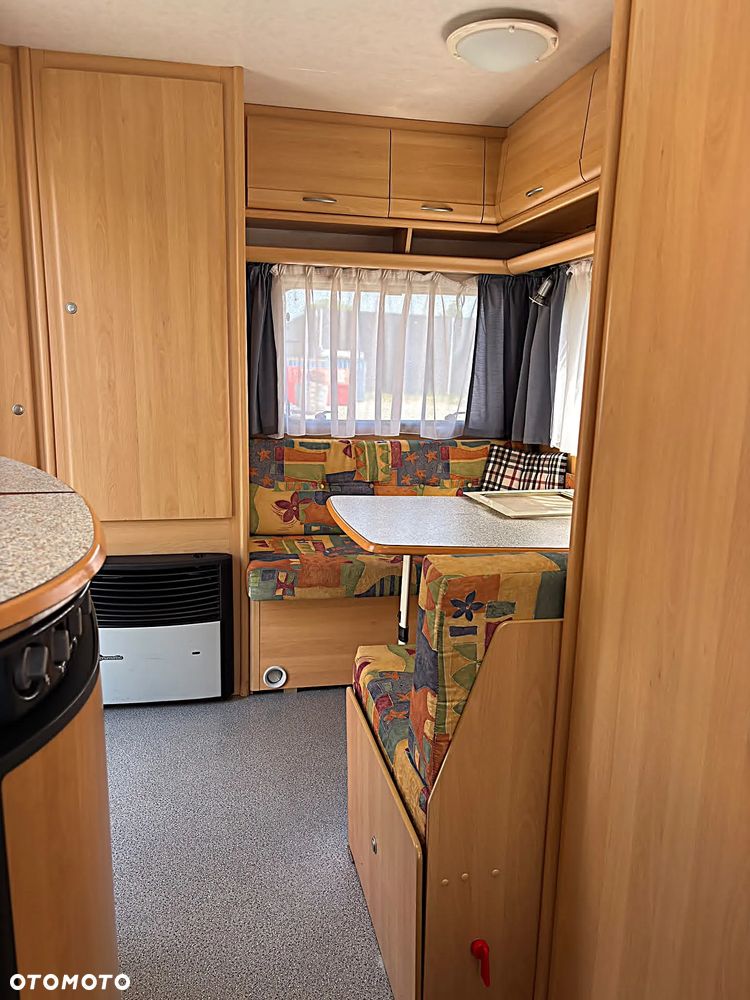Dethleffs Camper 430 - 5