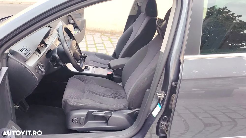 Volkswagen Passat 2.0 TDI Comfortline - 17