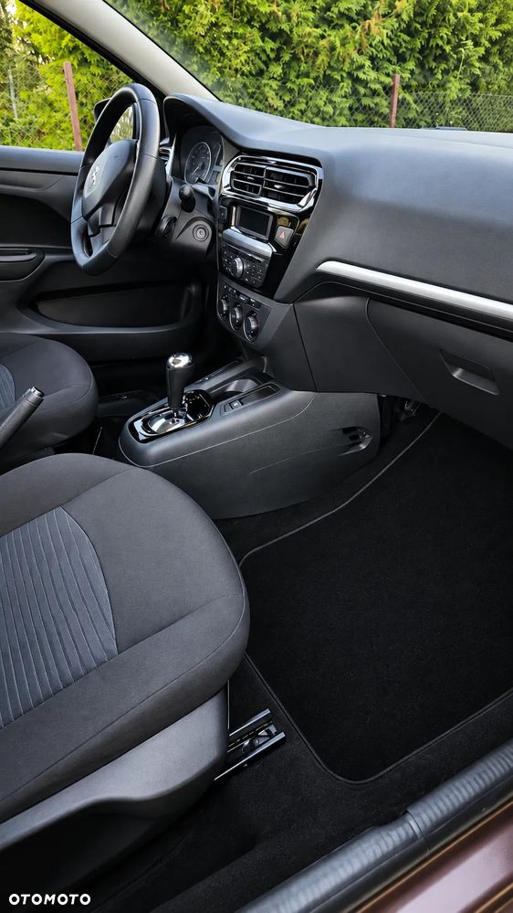 Peugeot 301 1.2 Pure Tech Active S&S ETG - 17