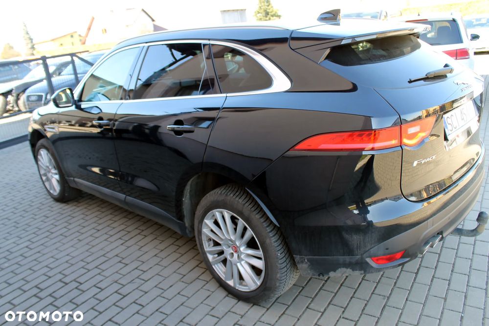 Jaguar F-Pace 20d AWD Prestige - 4