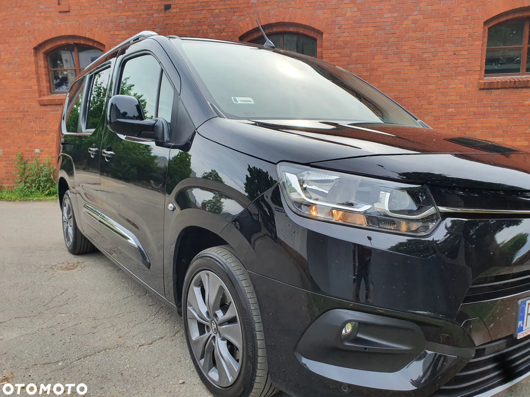 Toyota Proace City Verso Long 1.5 D-4D Family - 2
