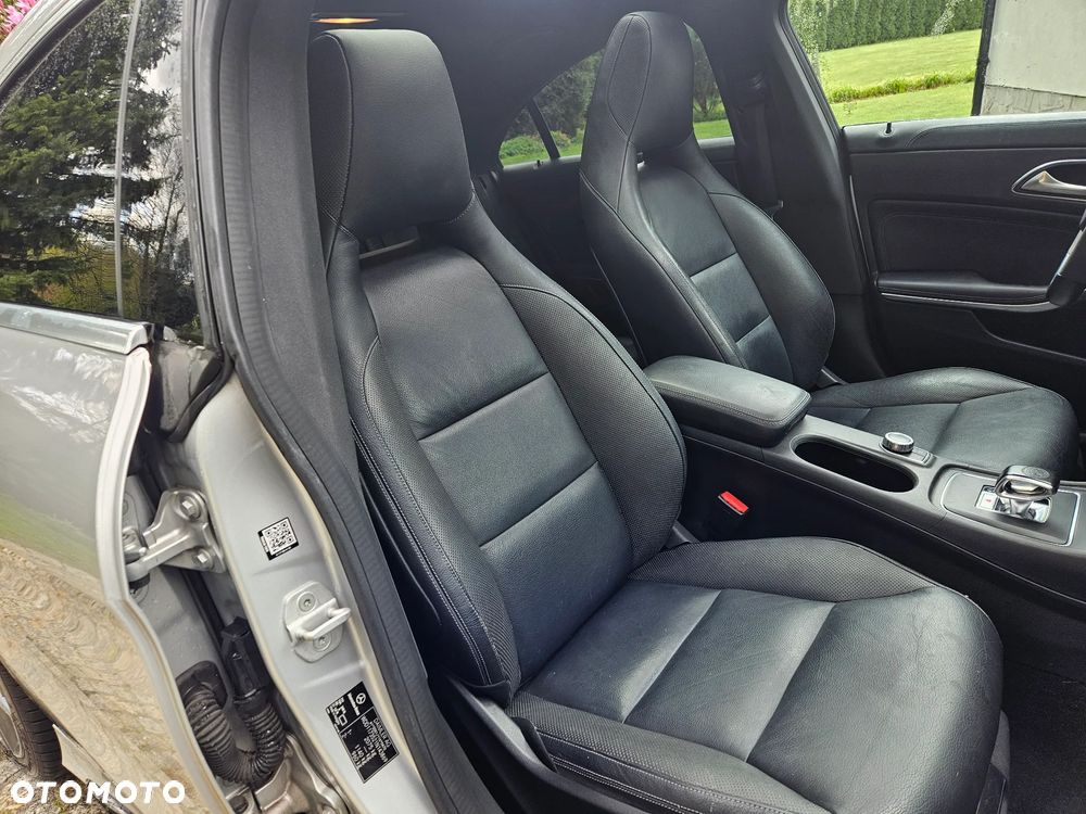 Mercedes-Benz CLA 45 AMG 4Matic 7G-DCT - 6