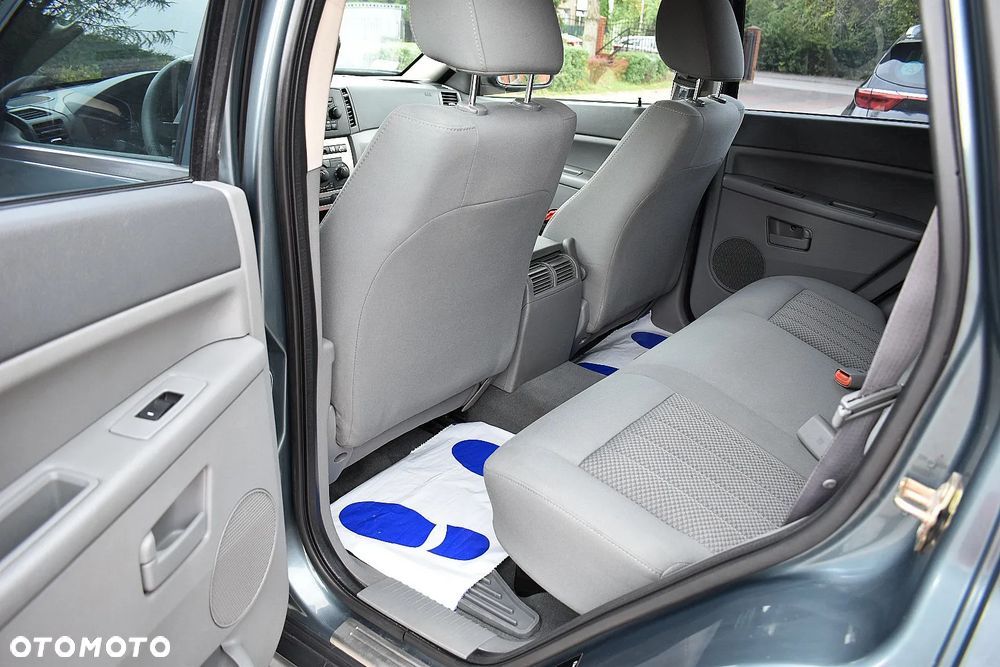 Jeep Grand Cherokee Gr 3.0 CRD Laredo - 12