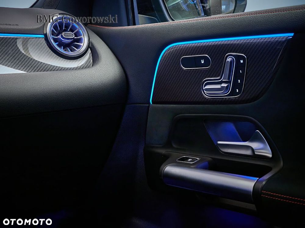 Mercedes-Benz GLA 200 AMG Line - 15