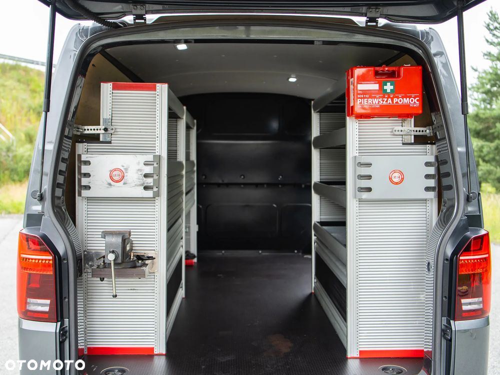 Volkswagen T6.1 - 36