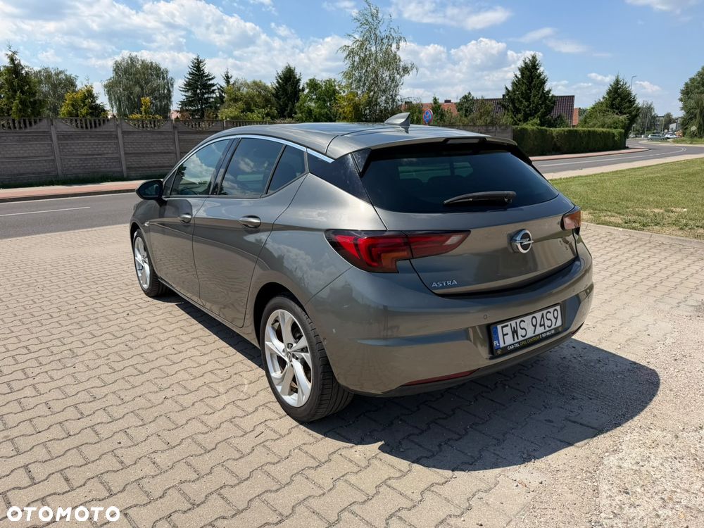 Opel Astra - 2