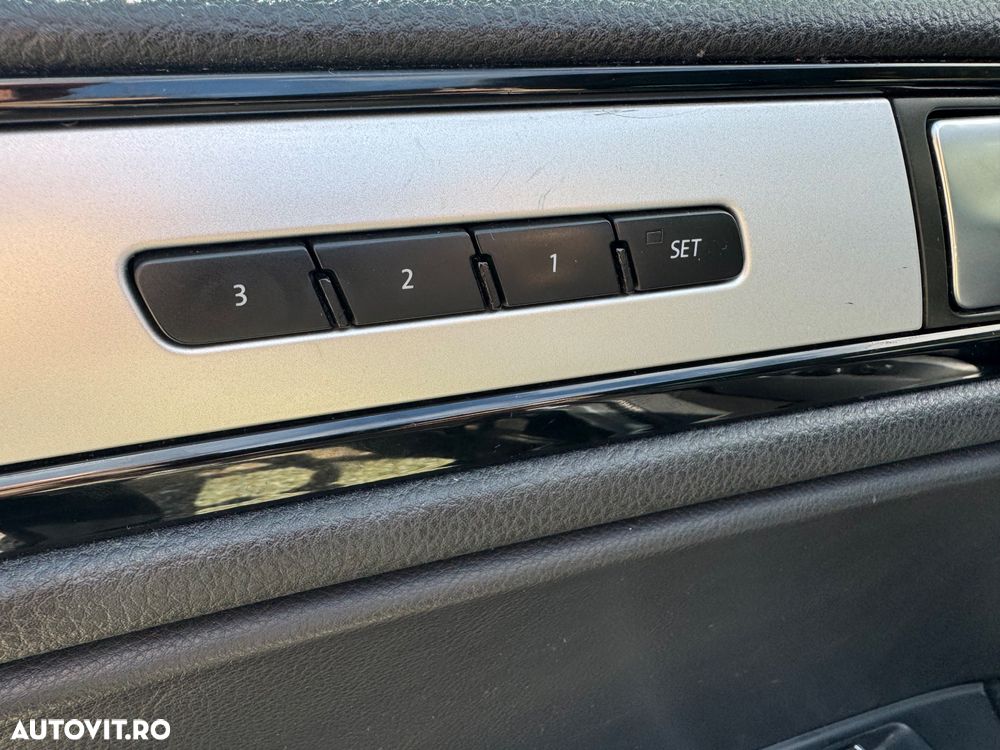 Volkswagen Touareg 3.0 V6 TDI BMT - 9