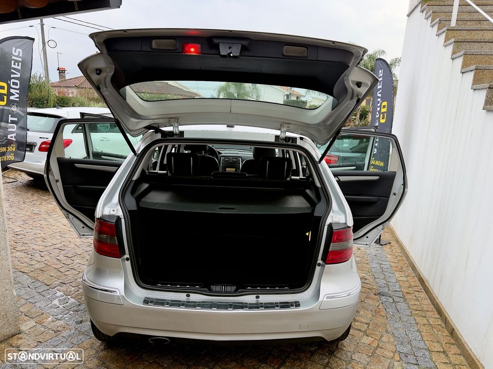 Mercedes-Benz B 180 CDI - 30