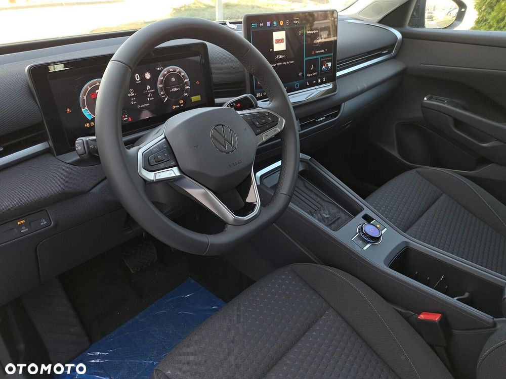 Volkswagen T-Roc - 10