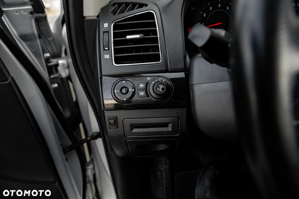 Chevrolet Captiva - 26