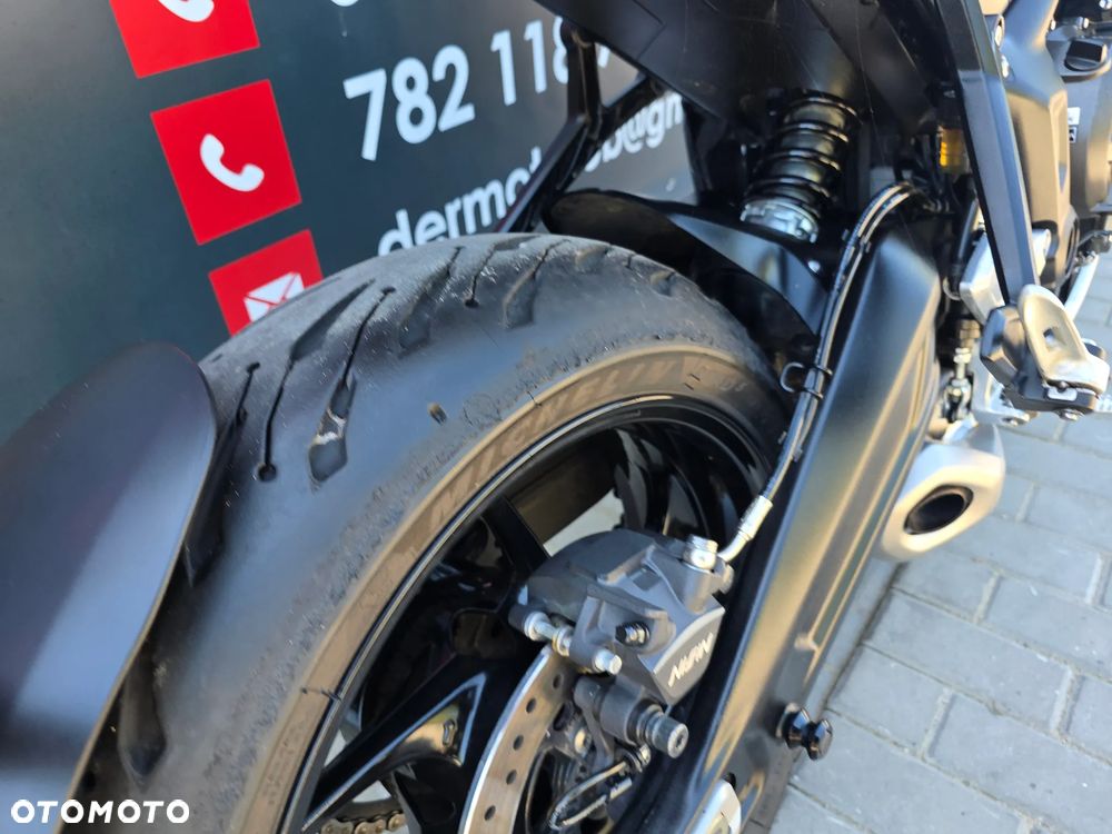Triumph Trident - 22