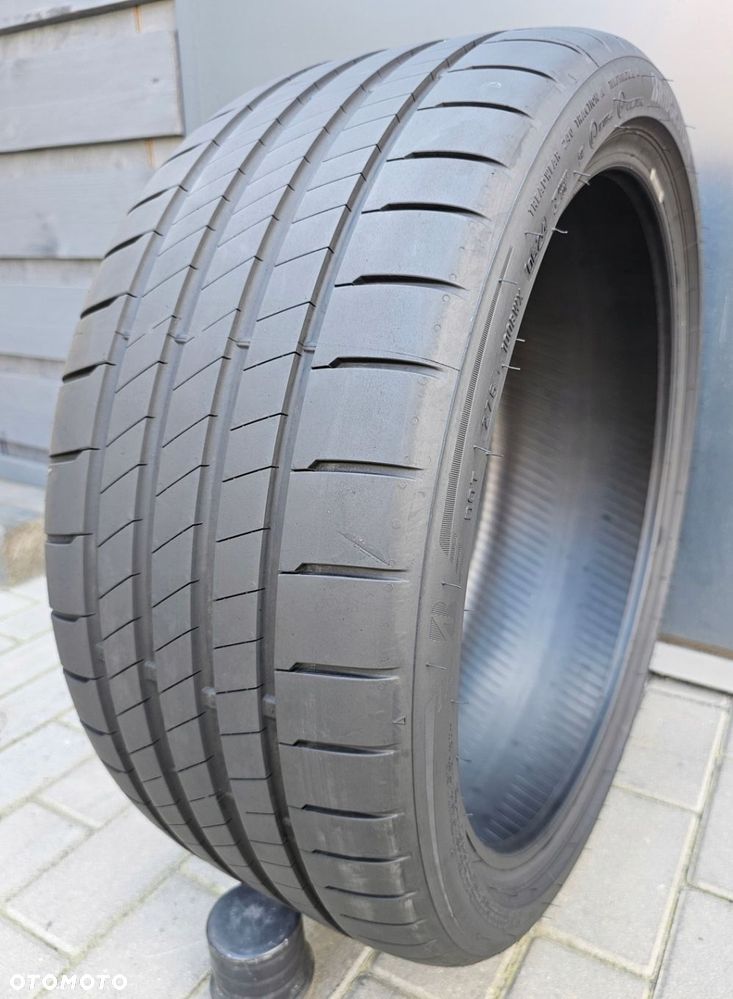 Bridgestone Potenza S005 235/35R19 91 Y