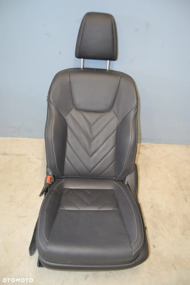 Fotele tapicerka kompletna LEXUS NX 350H 450H+ - 4