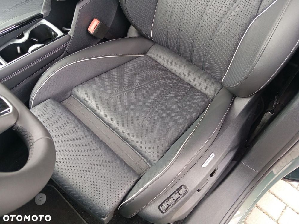 Volkswagen Tiguan - 13