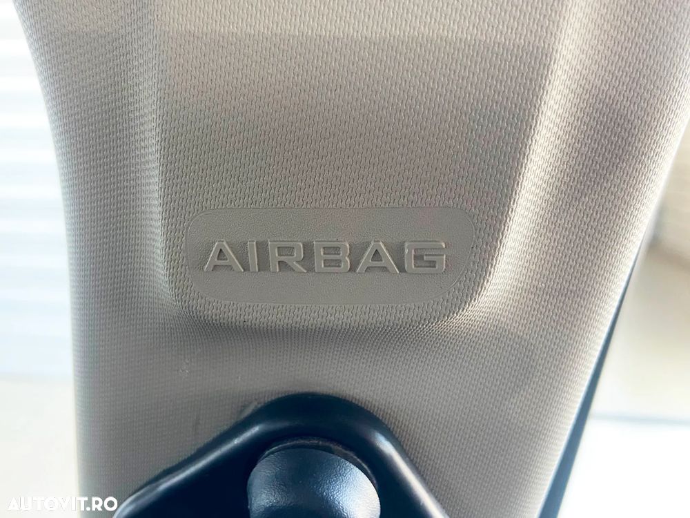 Dacia Duster 1.5 Blue dCi 4WD Comfort - 32