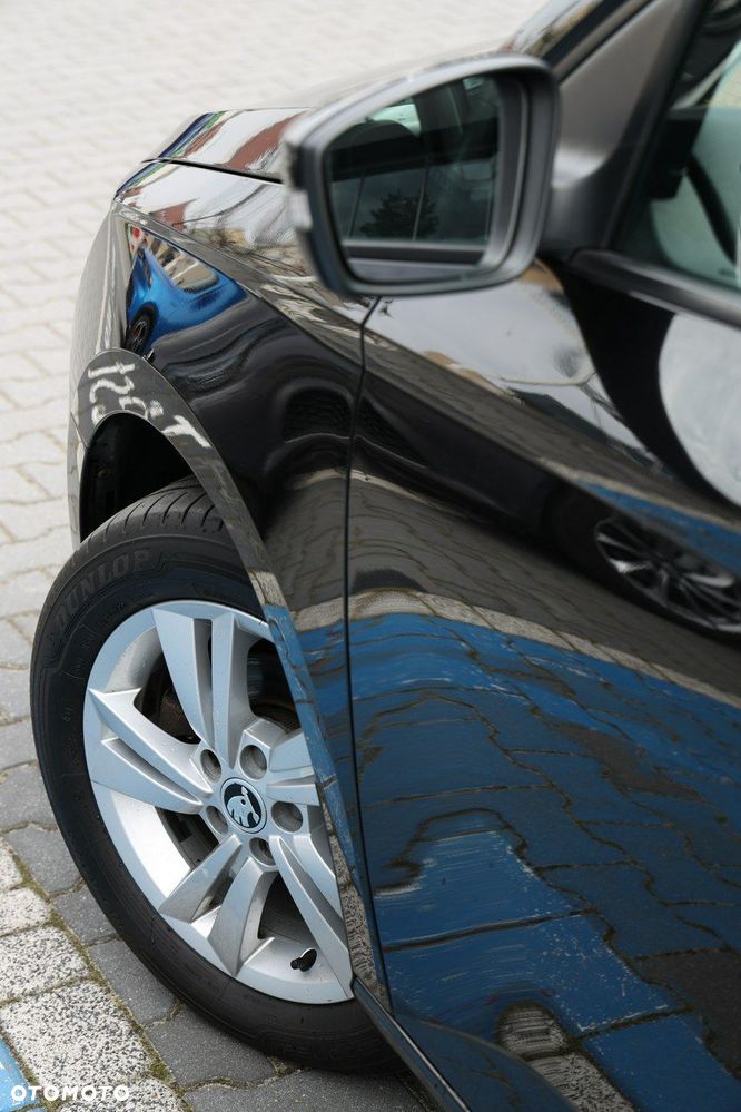 Skoda Fabia 1.0 TSI Ambition - 10