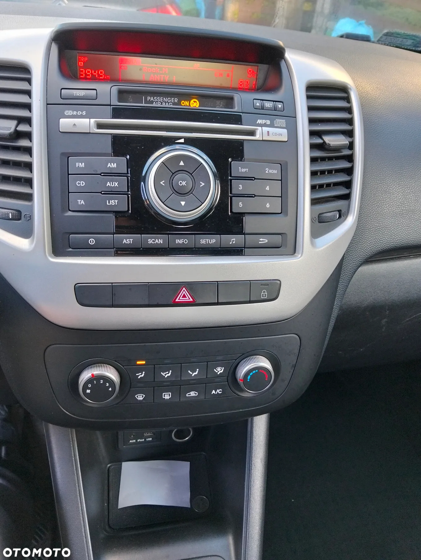Kia Venga 1.4 L - 13