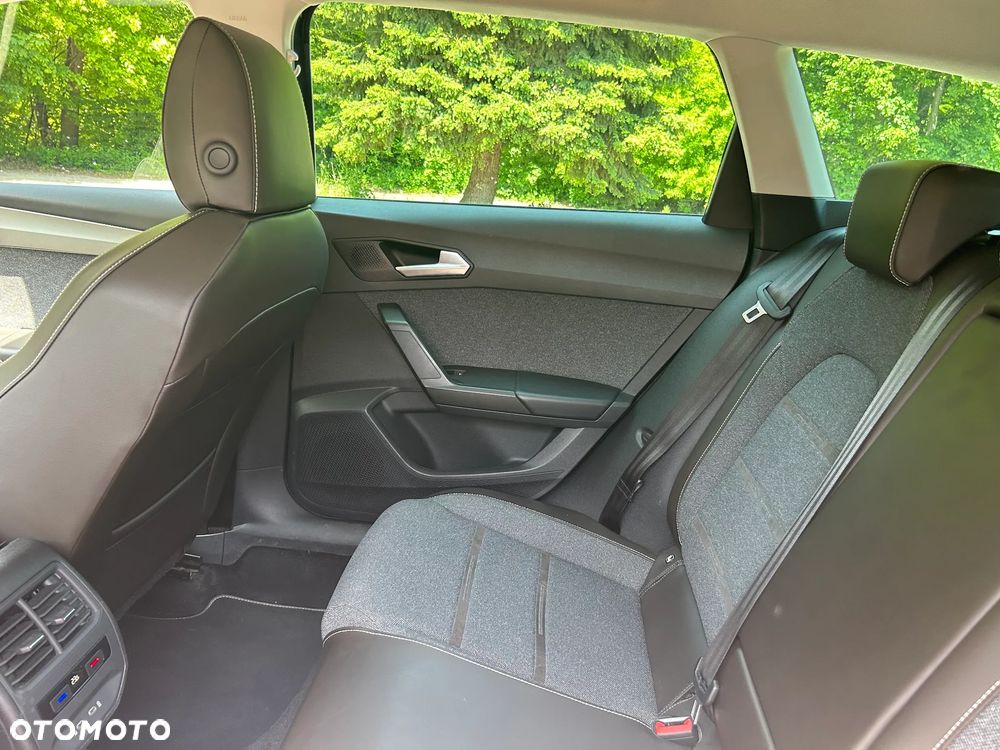 Seat Leon Sportstourer 1.5 eTSI Xcellence DSG - 10