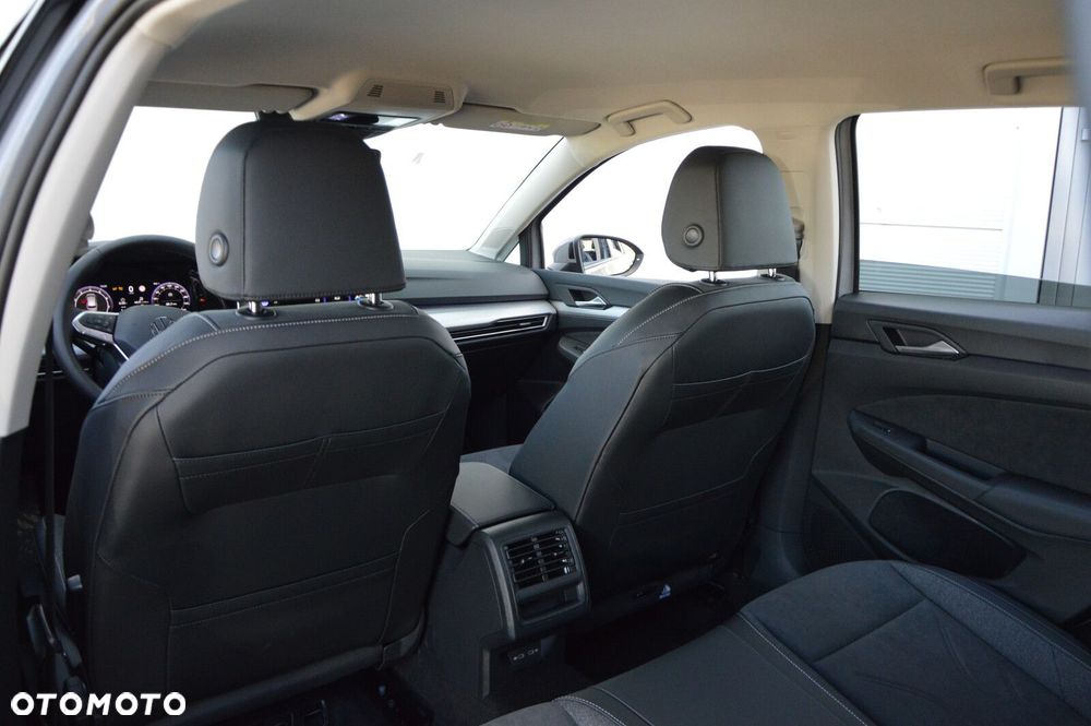 Volkswagen Golf Variant 1.5 eTSI mHEV Life Plus DSG - 25