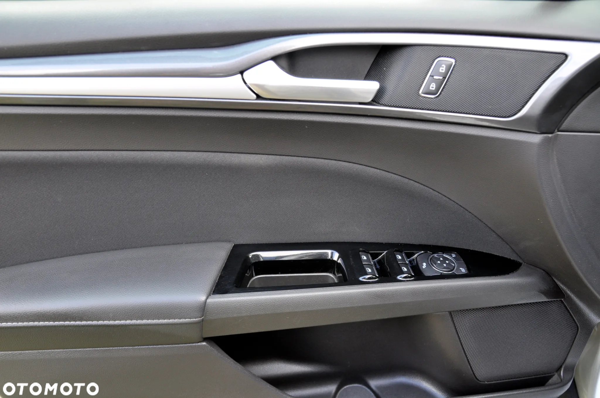 Ford Mondeo 2.0 EcoBlue Trend - 16