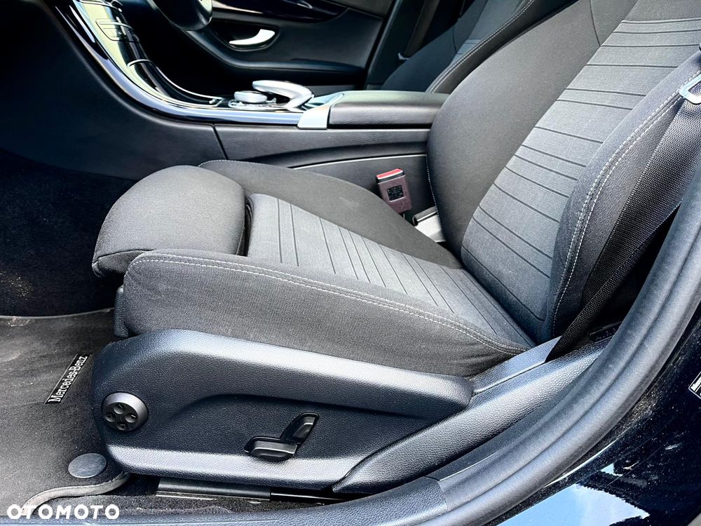 Mercedes-Benz Klasa C 200 d 9G-TRONIC - 13