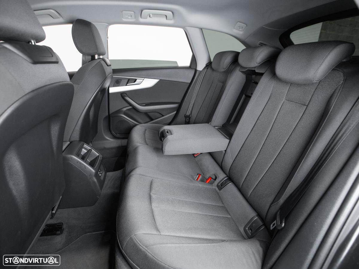 Audi A4 Avant - 9
