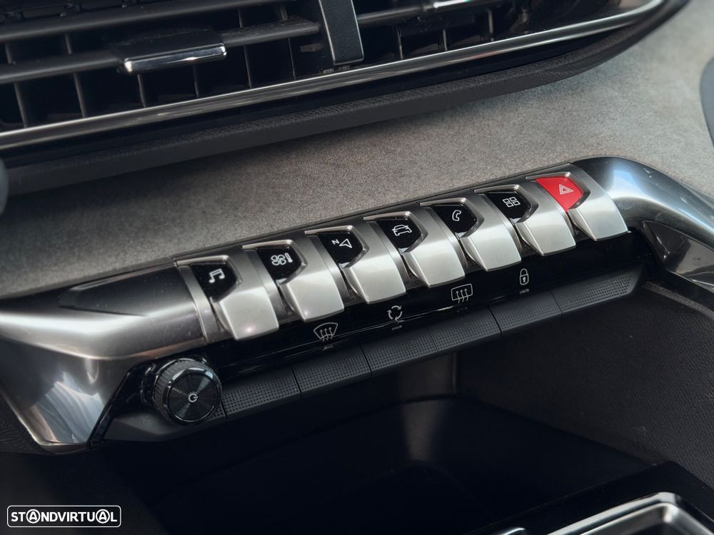 Peugeot 3008 1.2 PureTech GT Line EAT8 - 16